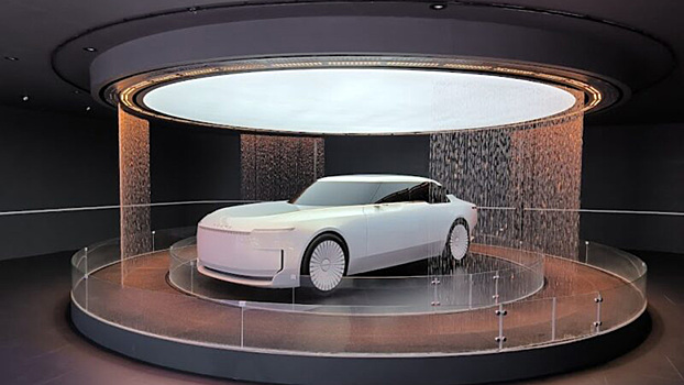 На автосалоне в Шанхае показали китайский аналог Rolls-Royce Ghost и Jaguar Type 00