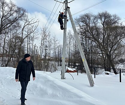 В ижевском микрорайоне «Восточные Пазелы» началась установка уличных фонарей