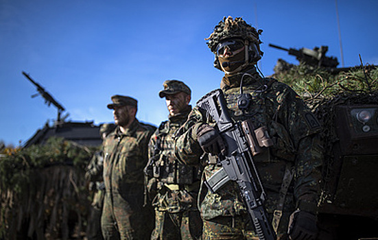 "У нас нет времени": как в НАТО уговаривают больше тратить на оборону
