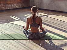 Держим спину прямо: комплекс упражнений, который поможет исправить осанку