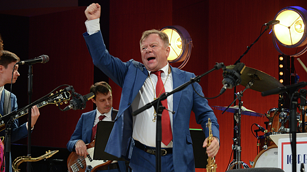 «Мы возьмем стадион»: Игорь Бутман — о Moscow Jazz Festival, виниле и нейросетях