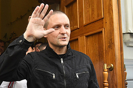 Удальцов отказался участвовать в протестных акциях с Навальным