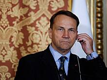 Стало известно о скандале в Польше из-за унижения Сикорского