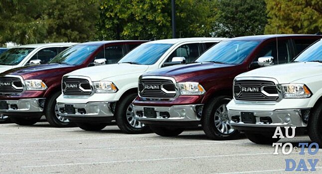 Продажи автомобилей в США продолжают сокращаться