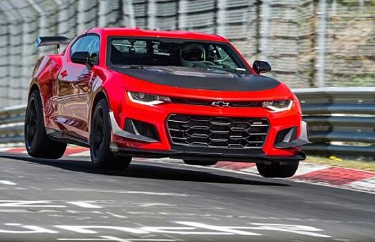 Chevy Camaro ZL1 1LE показал сумасшедшее время на Нюрбургринге