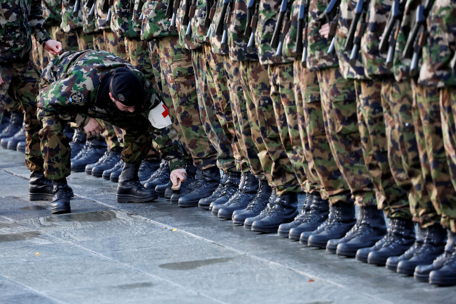 Швейцария упростит процедуры участия армии в военных миссиях Евросоюза