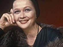 Наталья Гундарева, олицетворявшая материнство, не могла полюбить экранных детей, не стала матерью и в жизни