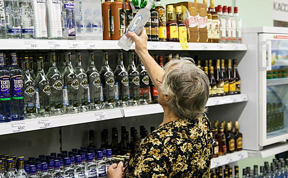 Возраст продажи алкоголя увеличат до 21 года