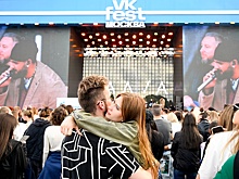 Как проходит VK-Fest в Москве: концерты звезд, мастер-классы, обнимашки с блогерами и никаких велосипедов
