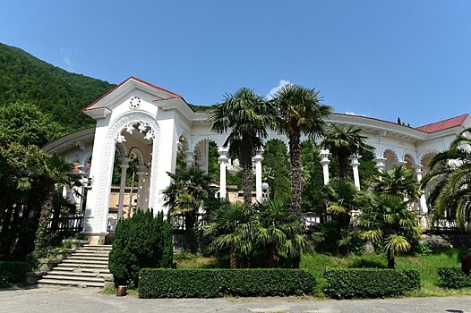 Абхазская корзина для гостей: как не перекормить и удивить