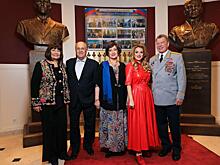 Бодрость духа: Анна Шатилова, Николай Дроздов, Владимир Меньшов на премии «Память народа»