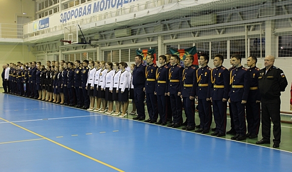 В Волгограде прошел межрегиональный слет кадет СК РФ