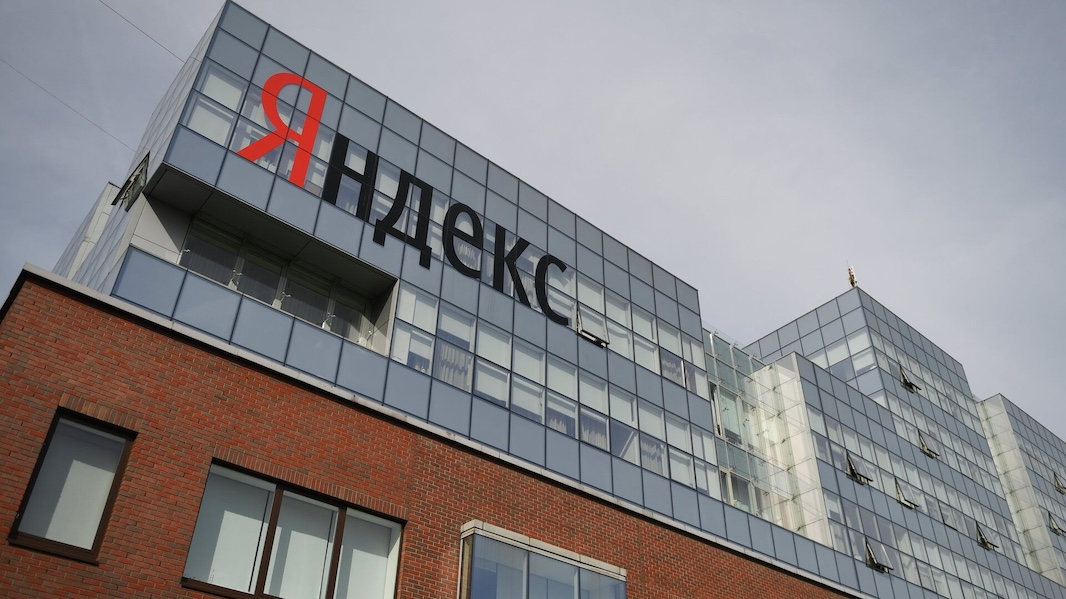 Yandex N. V. закрыла первый этап сделки по продаже основного бизнеса в России