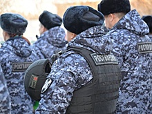 В Екатеринбурге поймали парней, совершивших дерзкий налет на пункт выдачи заказов