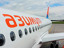 Летевший из Краснодара самолет SSJ-100 совершил экстренную посадку из-за неисправности двигателя