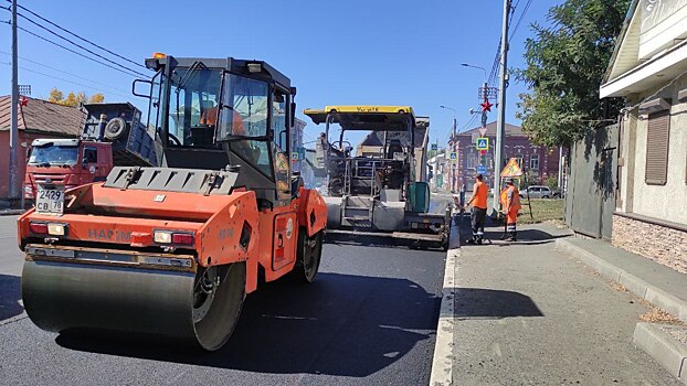 В Оренбурге ремонтируют подъезды к больницам и поликлиникам