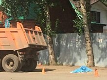 Мужчина из Уфы попал под колесо самосвала на работе