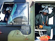 НАЗвался груздем – полезай в «кузовок» боевого лётчика:  Там теперь будет пистолет-пулемёт