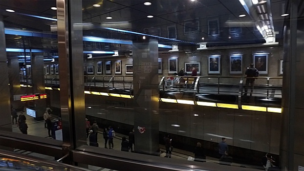 Никто не забыт: фотопортреты ветеранов ВОВ появились в галерее на станции метро «Выставочная»