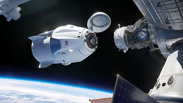 Российский космонавт побывал на ракете Илона Маска