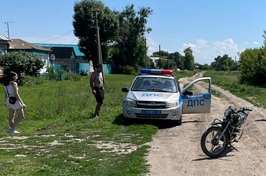 В саратовском селе разбился мужчина на мопеде «Рейсер»