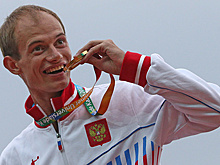 Двух российских легкоатлетов дисквалифицировали за допинг
