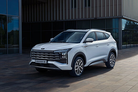 В «Москвиче» рассказали о продажах кроссовера «8»