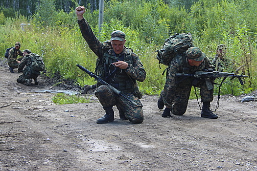 На Южном Урале разведчики ЦВО приступили к тактико-специальной подготовке в рамках лагерного сбора