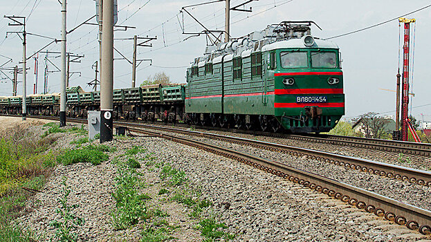 Приостановлено движение поездов Ташкент-Андижан