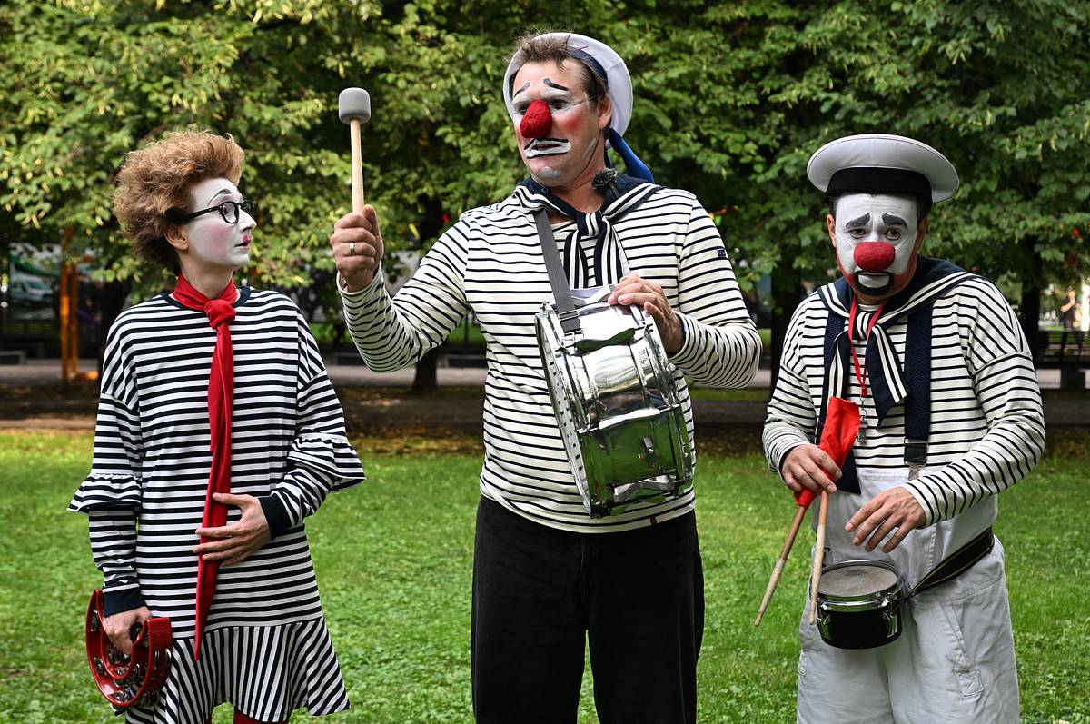 В России обеспокоились дефицитом клоунов