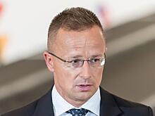 Сийярто пригрозил судом ЕК из-за решения Украины прекратить транзит нефти из РФ