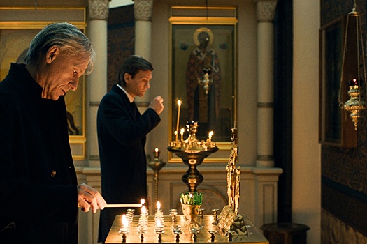 Читатели "РГ" первыми увидят тизер-постер и кадры из сериала "Прелесть" с Меньшиковым и Янковским