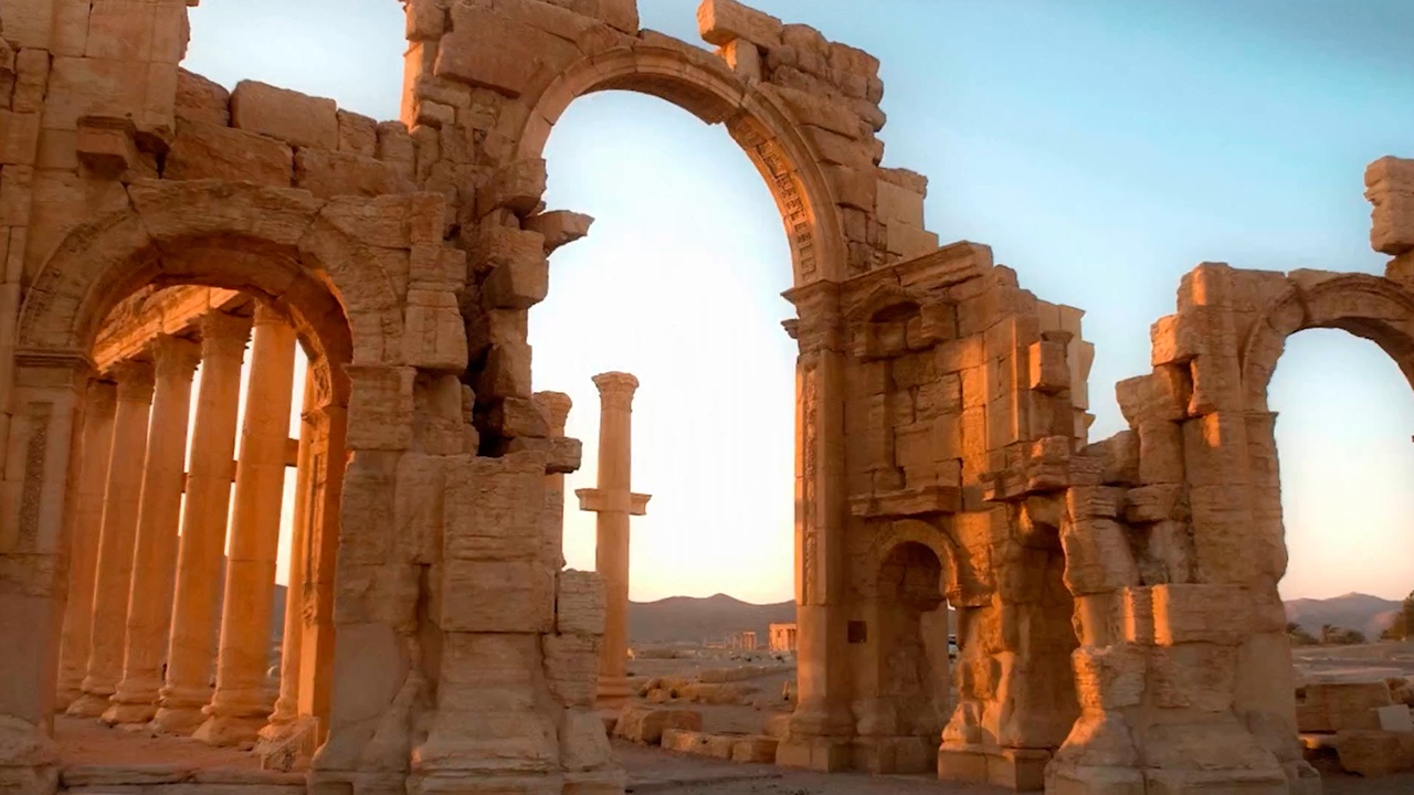 Реставрация Триумфальной арки Пальмиры в Сирии может занять два года