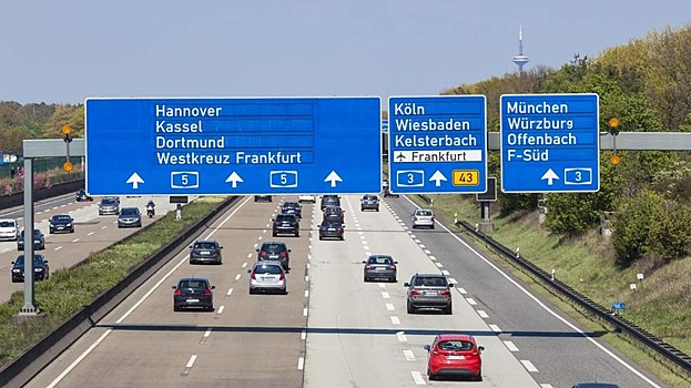 В Германии замахнулись на "святое" – безлимитные автобаны. Но не вышло