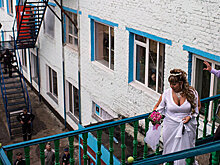 "Все поставила на кон". Как русские женщины становятся "ждулями" зеков