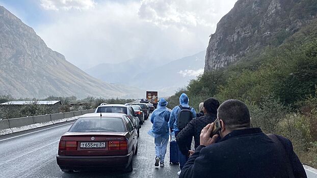 Въезд транспорта в Северную Осетию ограничили из-за ситуации на границе с Грузией