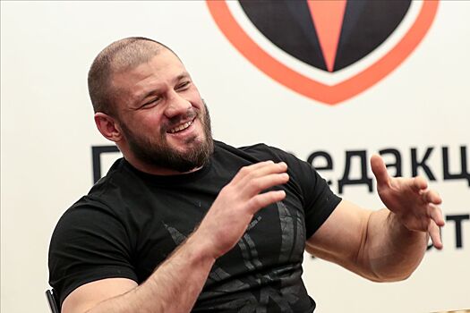 Иван Штырков назвал гонорары за поединки с Владимиром Минеевым