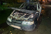 В Астрахани мужчина отомстил водителю поджогом автомобиля, но перепутал машины