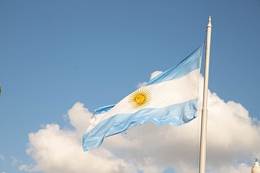 «Безумец» с бензопилой: что известно о новом президенте Аргентины