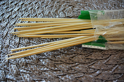Палочки-выручалочки: 5 способов нетривиального применения деревянных шпажек