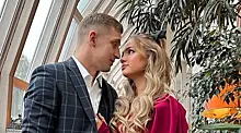 Саша Стоун сыграет свадьбу с Валей Карнавал на гонорар от боя с Коваленко