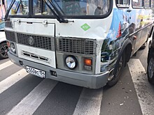 Автобус с пассажирами попал в аварию на Ипподромской