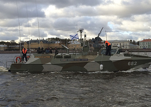 В Санкт-Петербурге спущен на воду патрульный катер нового поколения