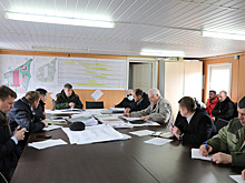 Начальник ЦСКА полковник Артем Громов провел рабочее совещание на территории строящегося конноспортивного комплекса в Ватутинках