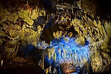 Туристы в Грузии предпочитают пещеру Прометея