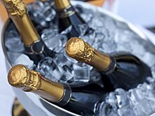 Россиянка ввезла из Турции шампанское на полмиллиона рублей и попалась таможне