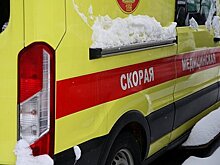 Россиянка разозлилась на консультанта банка и ранила себя в шею ножницами