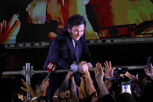Политолог прокомментировал победу оппозиционера Милея в Аргентине