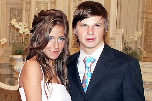 Экс-жена Аршавина рассказала, что отдала его ребенка толпе фанатов