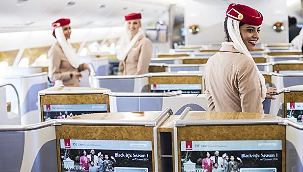 Emirates разрешит использовать ноутбуки на рейсах в США до посадки на борт